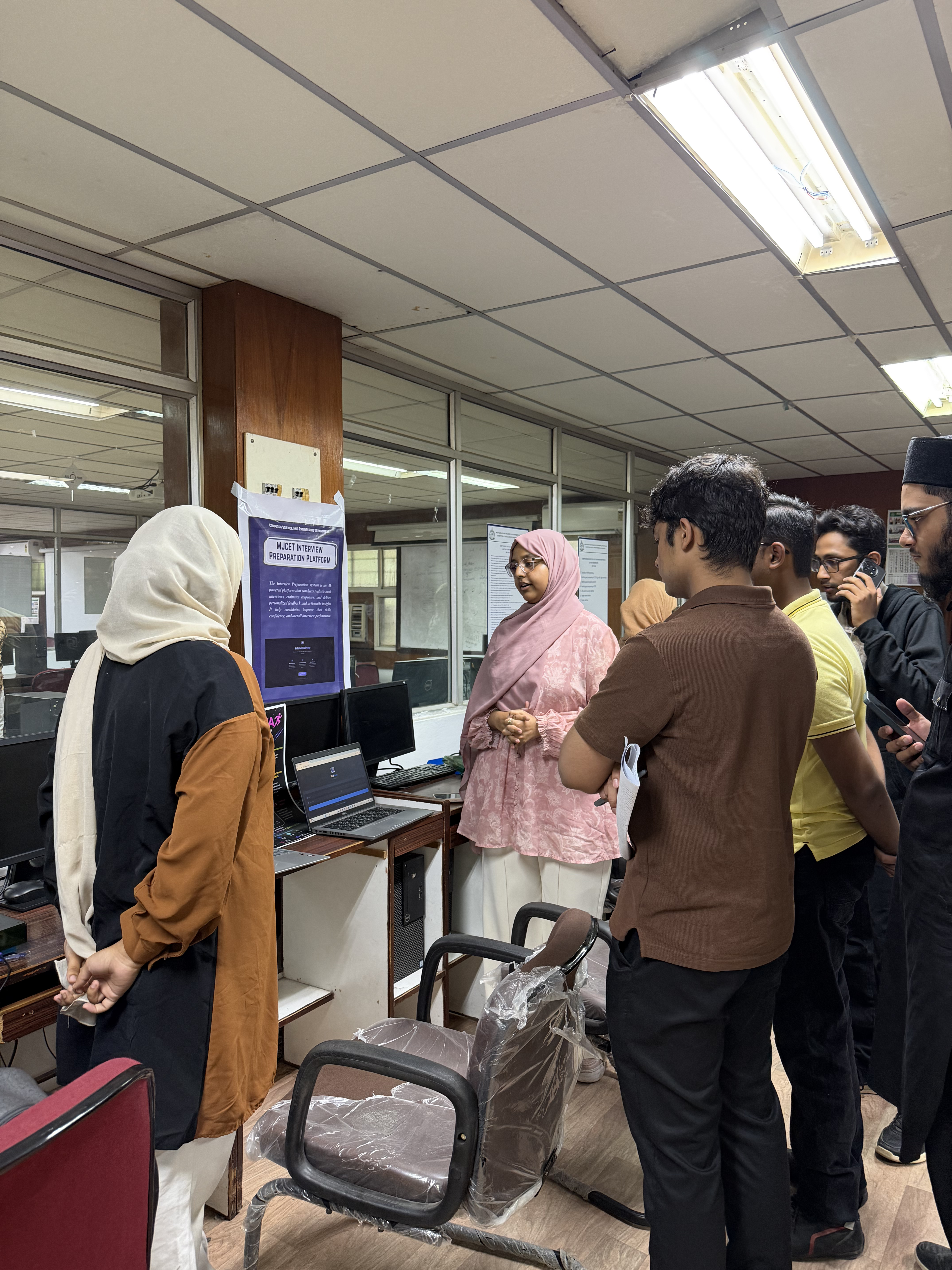 Students presenting projects at Tech Nova 2026